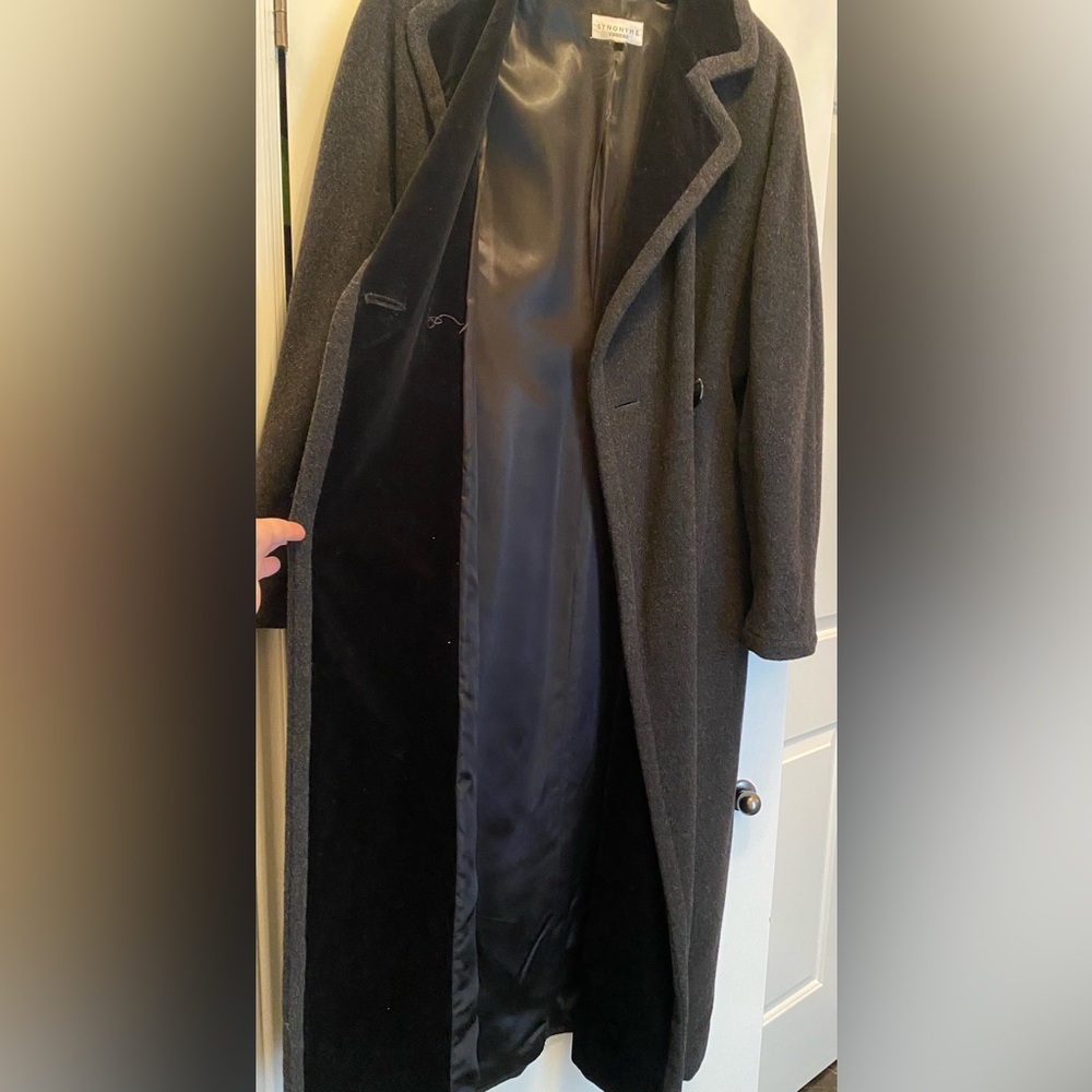 Beautiful charcoal mix wool long coat by Synonyme de Georges Rech